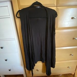 Women’s sleevless vest